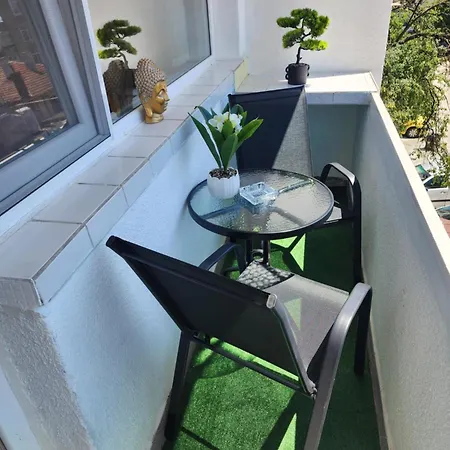 Veronika וליקו טורנובו